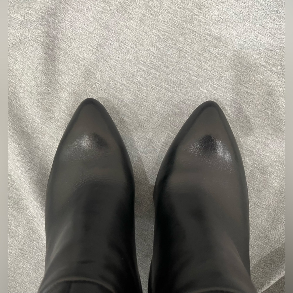 NWOB new never worn saks fifth ave kortnee knee high zip black leather boots 6 - Picture 5 of 10